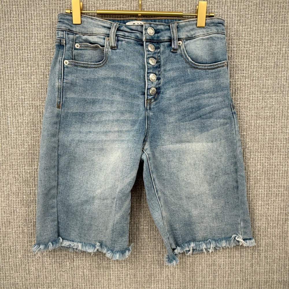 OAT NY High-Rise Bermuda Jean Shorts Frayed Hem Button Fly Denim‎ Size 27